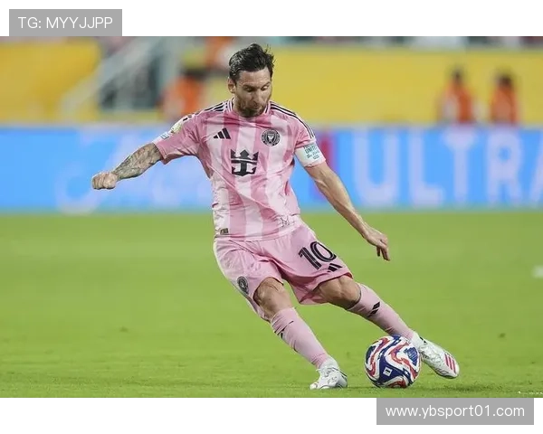 梅西晒童年照激励年轻球员 勇敢追梦不断超越自我