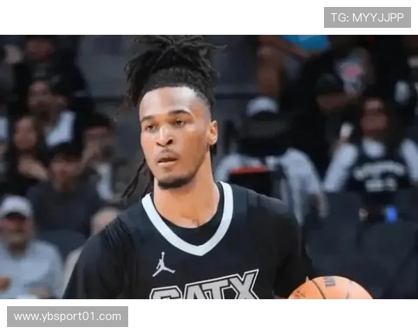 马刺新星卡斯尔新秀赛季破千分跻身队史第五人写传奇篇章辉煌新页 马刺新星卡斯尔新秀赛季破千分跻身队史第五人写传奇篇章辉煌新页